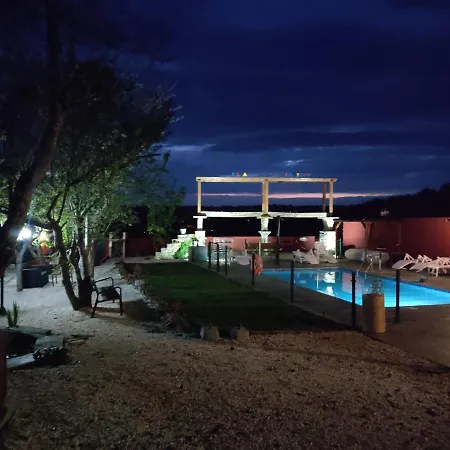 Guest house Casa Costoya 3*