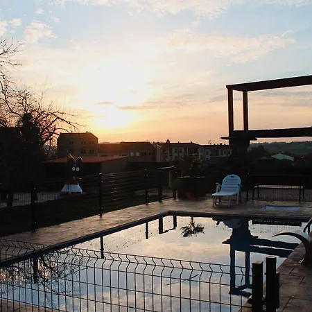 Guest house Casa Costoya 3*